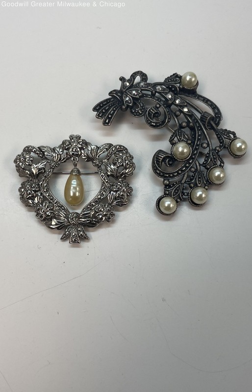 Silver & Gunmetal Tone Faux Pearl textured Brooch Lot 35.6g