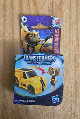 Transformers Earthspark Bumblebee
