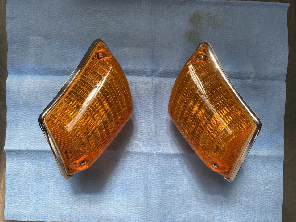 Lámparas de señal de giro izquierda derecha BMW Bavaria 1971-1977 nuevas de fábrica stock antiguo OEM caja Foto 2 de 4