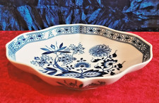 Hutschenreuther:  Zwiebelmuster,   = Schale mit gebogtem Rand=