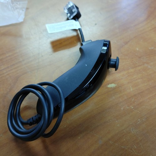 Official Genuine Nintendo Brand Wii Nunchucks Controller - Picture 5 of 6