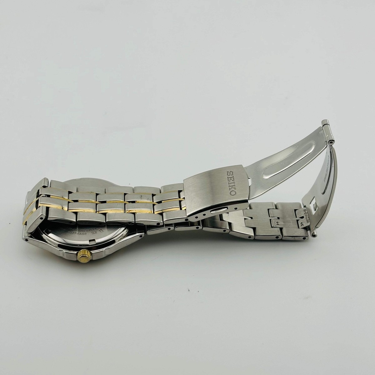 SEIKO V157-0AG0 Solar The belt is broken calendar White Dial Men