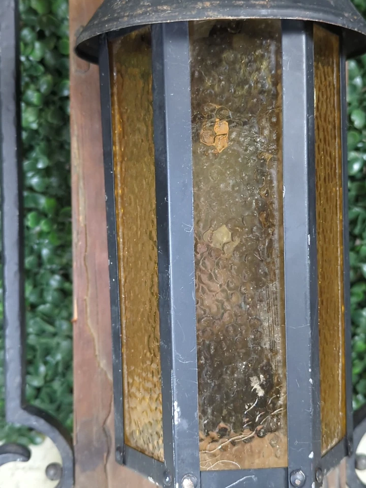 2 Linternas De Colección Años 60 Góticas Medievales Mediados de Siglo Luz Metal Ámbar Burbuja Vidrio Foto 3 de 4