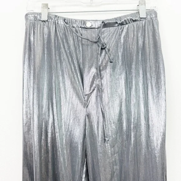 Pantalones Anthropologie Liquid Shine Patachute Plateados Talla XS Foto 2 de 4
