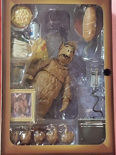 ALF ALIEN LIFE FORM ULTIMATE ACTION FIGURE TV SHOW SERIES NECA REEL TOYS - Picture 3 of 4