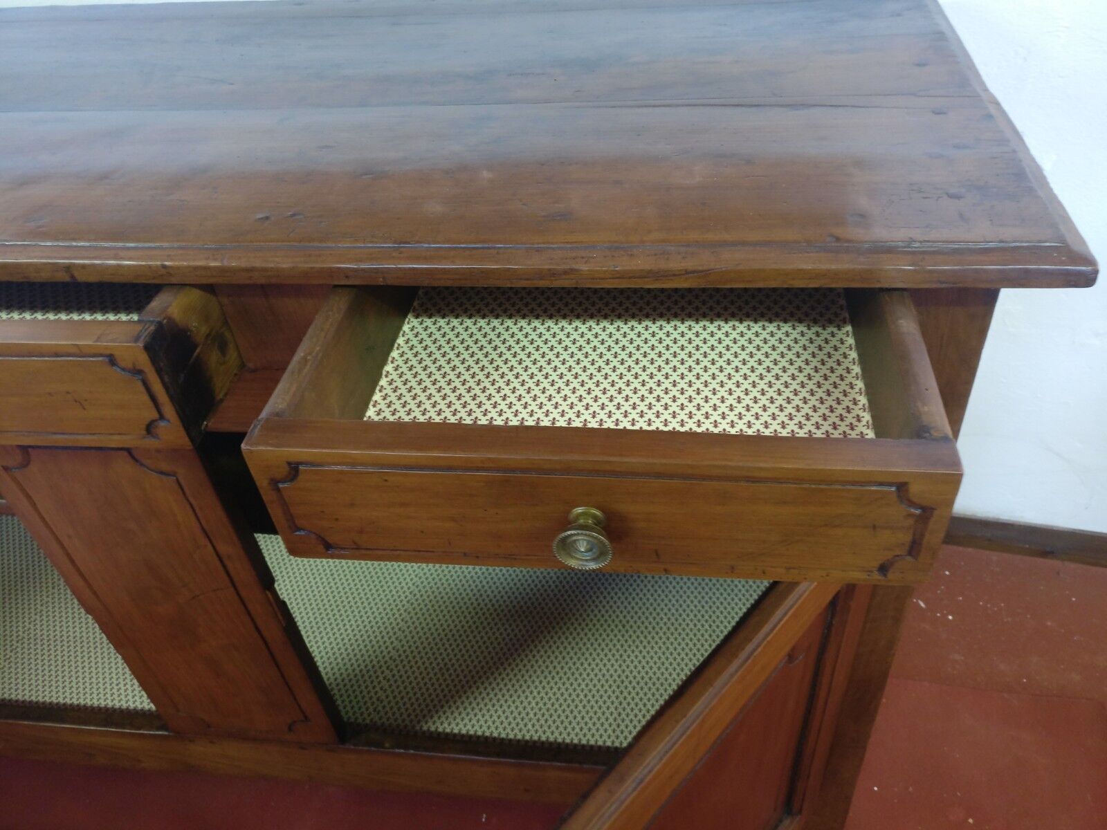 Foto 6 di 9