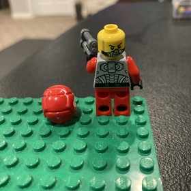 LEGO Billy Starbeam Galaxy Squad Red Spaceman GS005 Minifigure Retired Rare