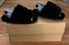 UGG KIDS FLUFF YEAH SLIDE in Black Sz 9