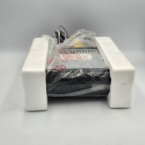 Jensen XCC 8000 AUX/Cassette Car Stereo - Early 90s Pull Out Design NEW OPEN BOX - Picture 18 of 20