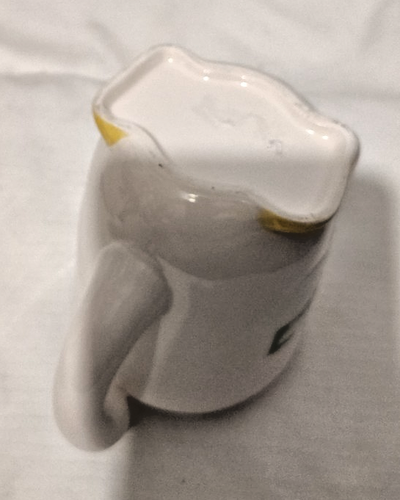 3 Senga Joy Duck, goose shaped cups, white with yellow accents, Japanese - Picture 3 of 8