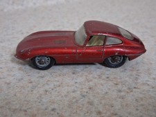 Vintage Matchbox Lesney No. 32 "E" Type Jaguar Red