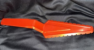 Vtg 70 s Tupperware Cut and Serve #1228 Harvest Orange Serrated Pie Cutter 10 In