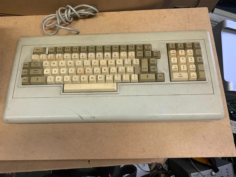 Zbrojovka Brno Consul 262.9 (CSSR )  Contactless Mechanical Hall Effect keyboard