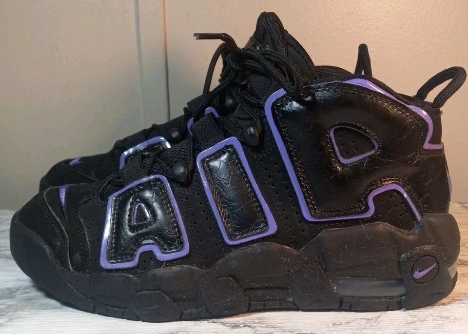 Nike Air More Uptempo PS 'Black Action Grape' Juvenil Talla 6.5Y DX5955-001 Foto 2 de 4