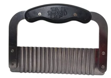 Pampered Chef Large Crinkle Cut Veggie Fruit Chopper Stainless Steel Blk Handle