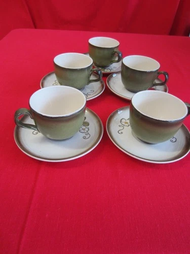 Vintage Metlox Poppytrail California Strawberry Teacups & Saucers Service for 5