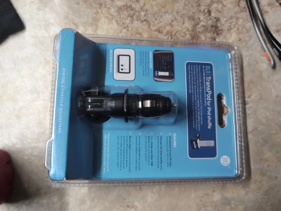 TransPod DLO para iPod Shuffle - Solución de coche todo en uno para iPod Shuffle Foto 2 de 4