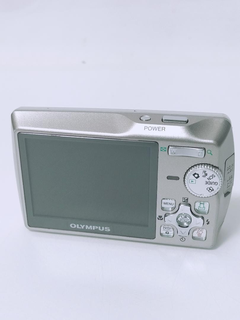 Olympus Stylus μ 750 Digital Camera Silver 7MP Compact