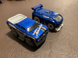 2003 HOT WHEELS-Diecast Chevy Avalanche 