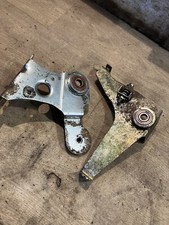 Gearbox Brackets from a Honda HRB 425c QXE, Lawn Mower (195)