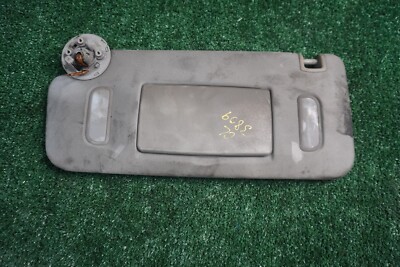 2013 2014 CADILLAC SRX DRIVER SIDE Sun Visor OEM 1 Piece 22796930