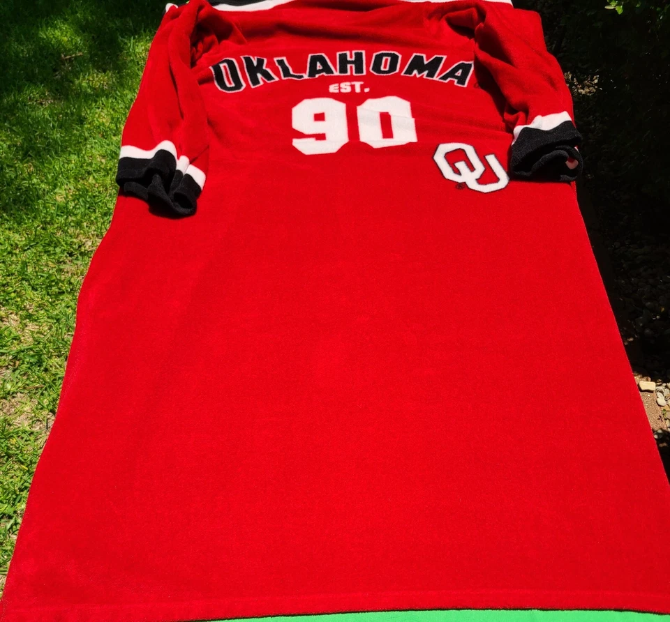 Manta Oklahoma Sooners GRANDE Manga Polar Colegial Acurrucada Cálida y Acogedora Foto 4 de 4