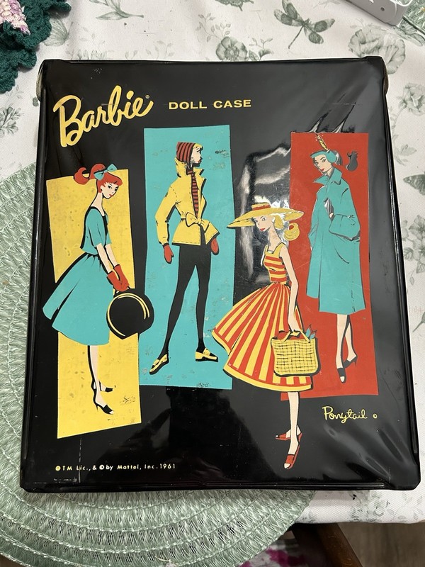 Barbie 1961 Vintage Black Carrying Case w/ Handle, Latch, Glossy Plastic