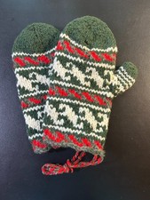 GLITTEN Mittens - Green, White Red Handmade Natural Pakistani Wool