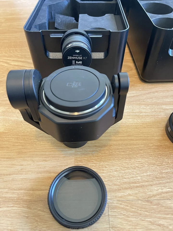 Pacote completo de drone DJI Inspire 2 com 15 a 20 horas de uso - Imagem 4 de 4