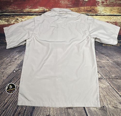Berkley Fishing Shirt Mens Medium Vented UPF 20+ Button Up Short Sleeve Khaki - Picture 10 of 10