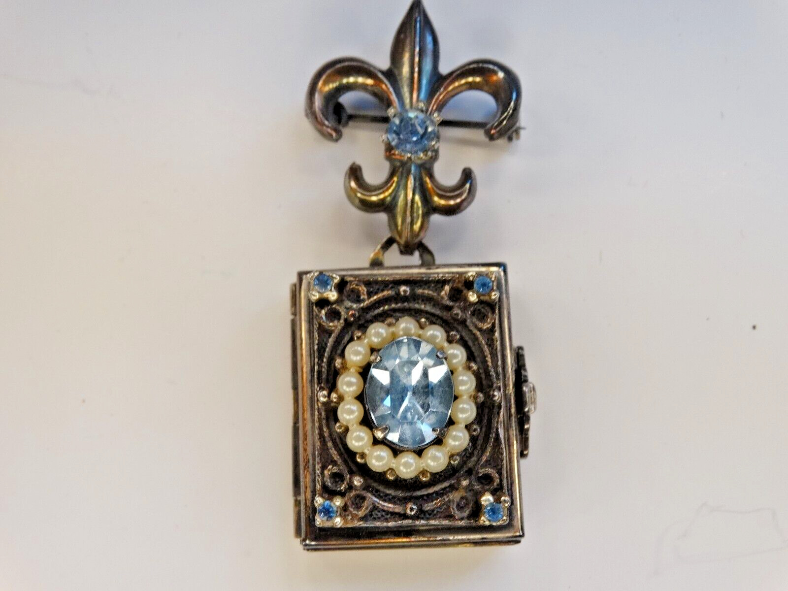 Important CORO Silver 4 Panel Folding Locket Broo… - image 2