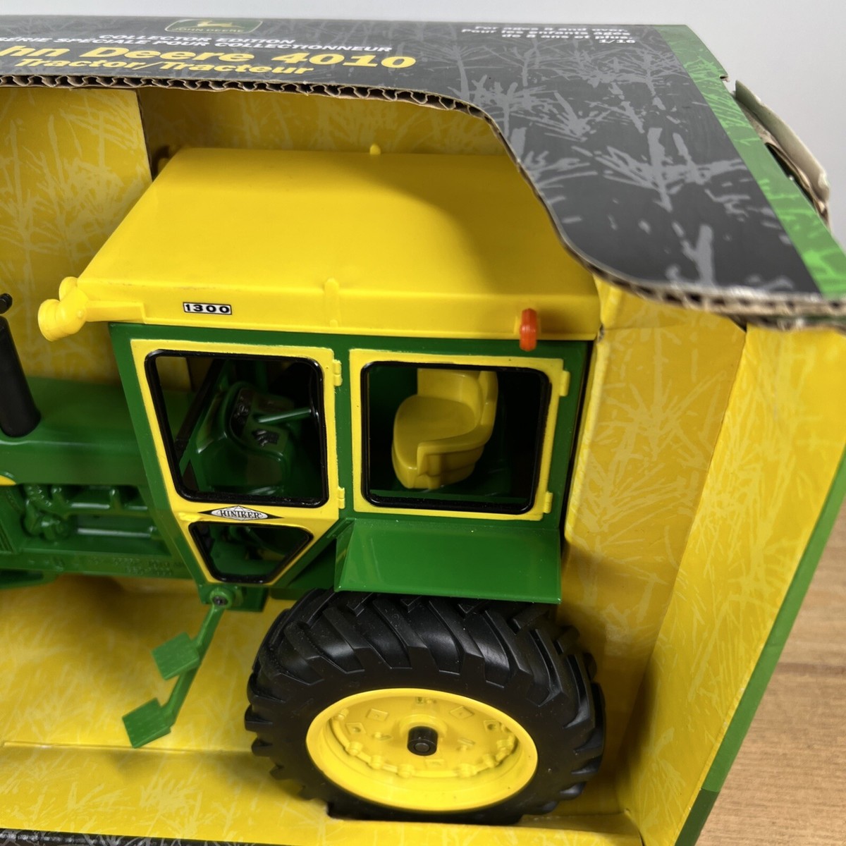 NEW 1/16 John Deere 4010 Tractor With Hiniker Cab Collector