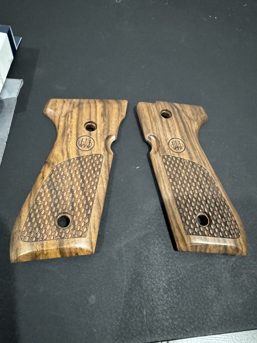 BERETTA OEM Wood Oval Checkered Grips 92 96 M9 Pistol w/ Factory