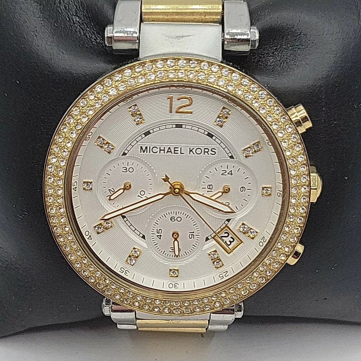 Michael Kors MK5626 Womens Stainless Steel Analog Silver Dial Quartz Watch BC769
