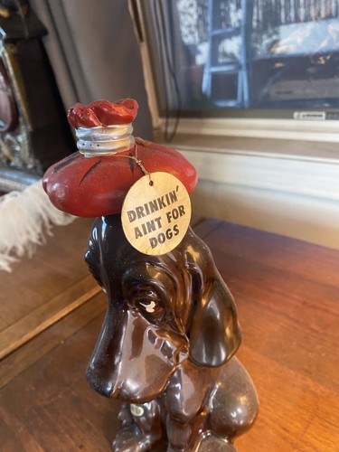 VINTAGE 1960'S ENESCO HUNGOVER BASSET HOUND "DRINKIN AINT FOR DOGS" 9" DECANTER - Picture 3 of 5