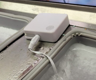 Temperature Sensor with Waterproof External Probe, for Freezer with App Alert, S