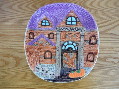 Adorable Relieve de Cerámica Tallada Halloween Casa Embrujada Plato Bandeja - Imagen 4 de 9