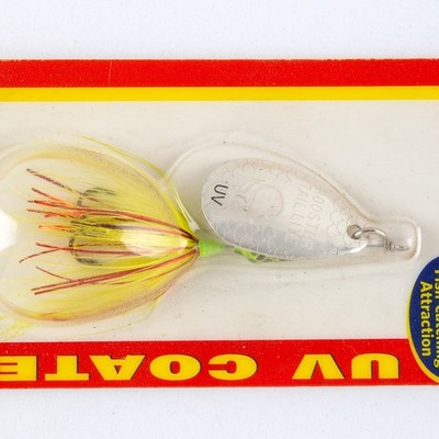   Worden s Rooster Tail Lite Spinner Lure   3.54g (Multiple Colors)