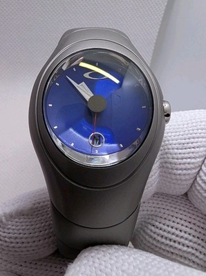 Mint Oakley Timebomb ICON blue dial watch mm time tank time bomb