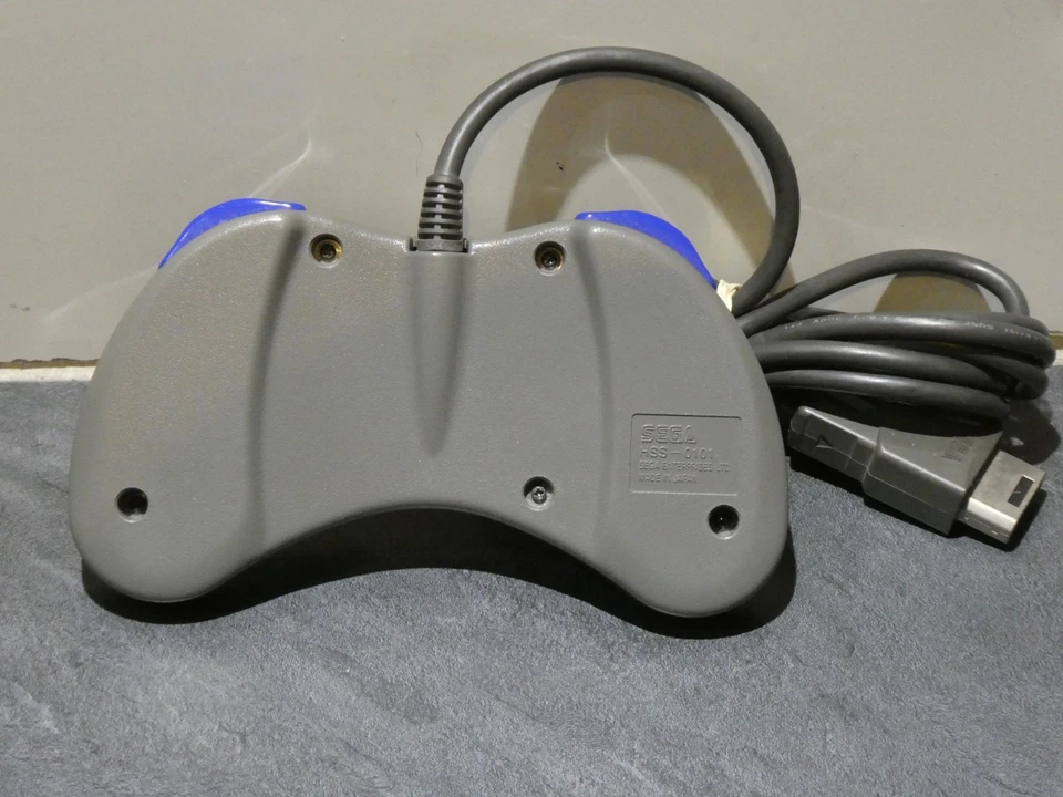 Manette Controller Sega Saturn console pad joystick hss-0101 officielle original - Photo 2/2