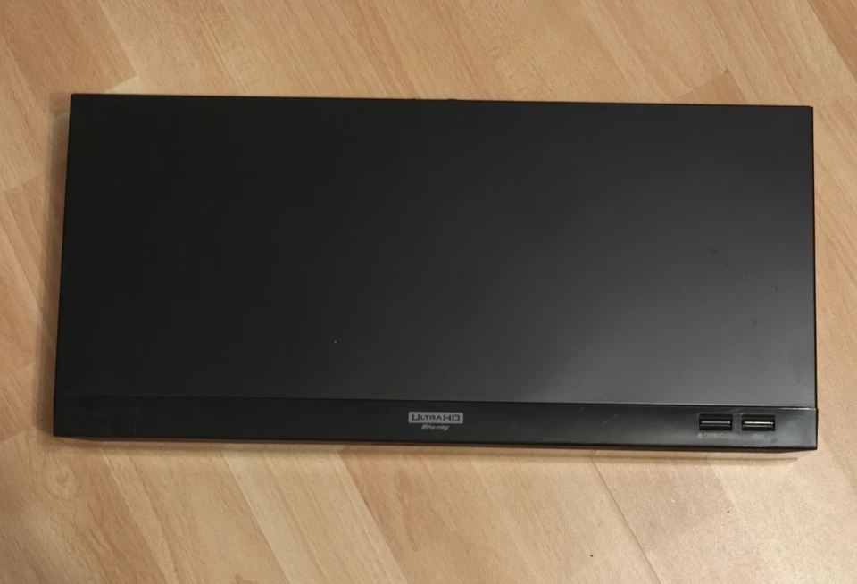 Panasonic DMR-UBC70 4K Blu Ray & DVD • Recorder 500GB  Twin DVB-C  • T2 HD Tuner - Bild 3 von 4