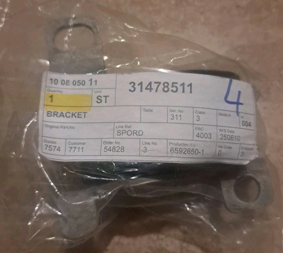 Оригинальный задний кронштейн глушителя Volvo новый номер детали 31478511 - Изображение 3 из 3