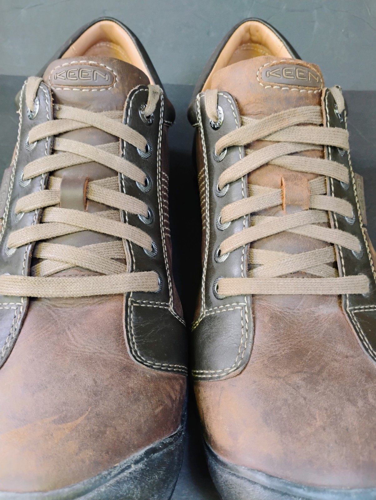 Scarpe da ginnastica Keen da uomo 14 Austin marrone cioccolato stringate Gorpcore prezzo al pubblico consigliato $160