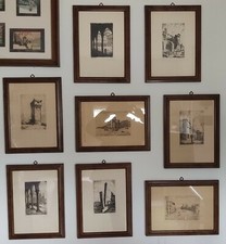 Serie di 8 quadri con cornice