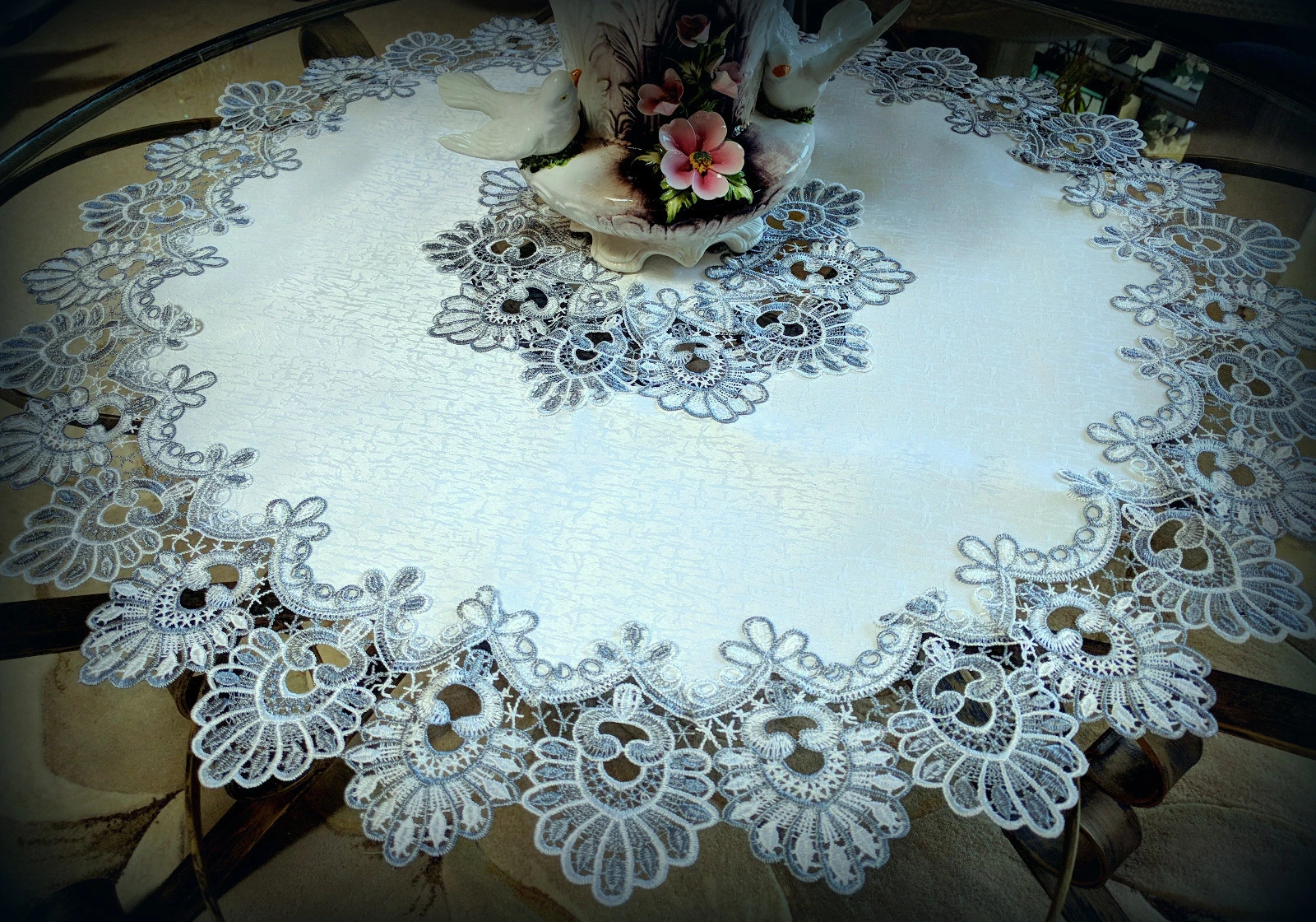 Galleria di Giovanni Lace Doily - Thumbnail 5