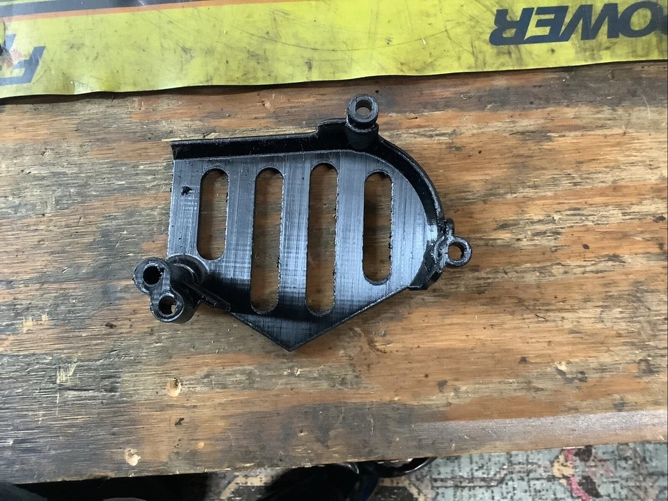 Suzuki 78-79 PE 175 77-79 PE 250 Counter Shaft Cover 11361-41400 - Image 4 of 4