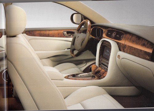 2003 JAGUAR X350 XJ Range 56p Prestige Brochure XJ8 SUPER V8 XJR - Picture 6 of 7