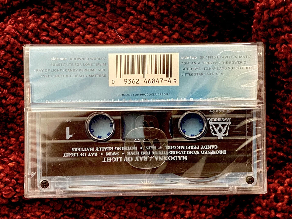 MADONNA RAY OF LIGHT SEALED MALAYSIA CASSETTE TAPE  PROMO HYPE STICKER LP FROZEN - Image 2 of 4