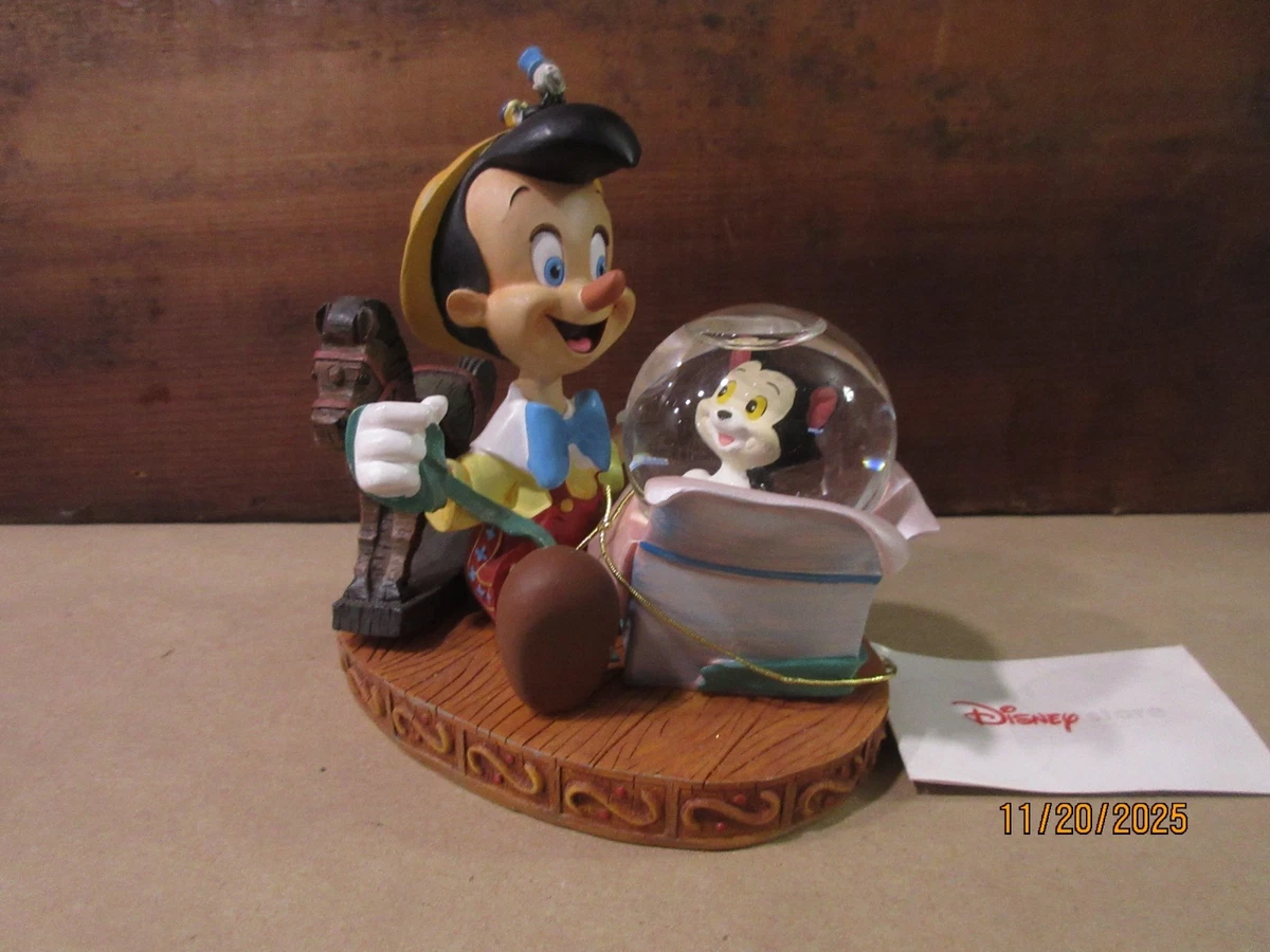 Pinocchio Disney Limited Edition Collectibles (1968-Now) for sale 