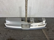 Calandre Peugeot 306